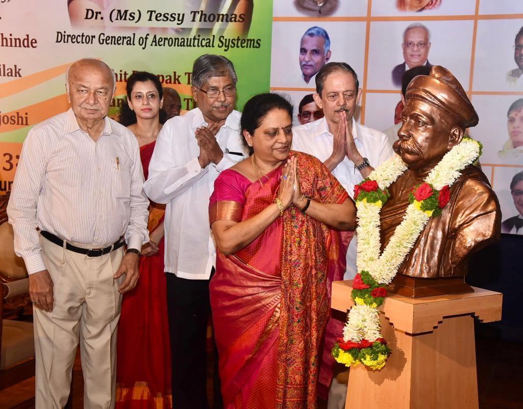 Tessi thomas received lokmanya tilak national award
