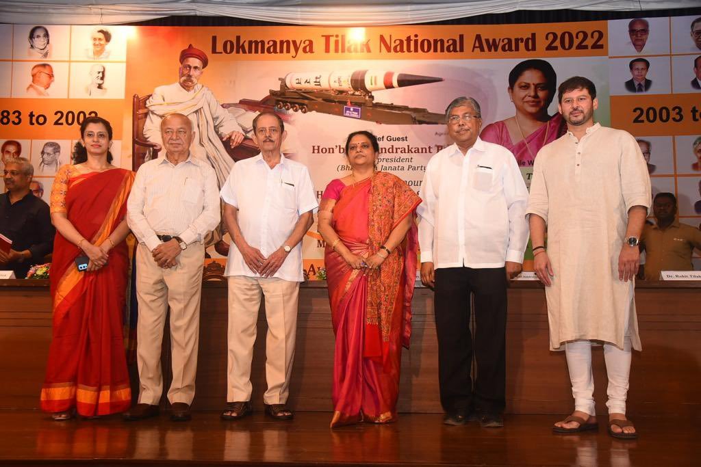 Tessi thomas received lokmanya tilak national award