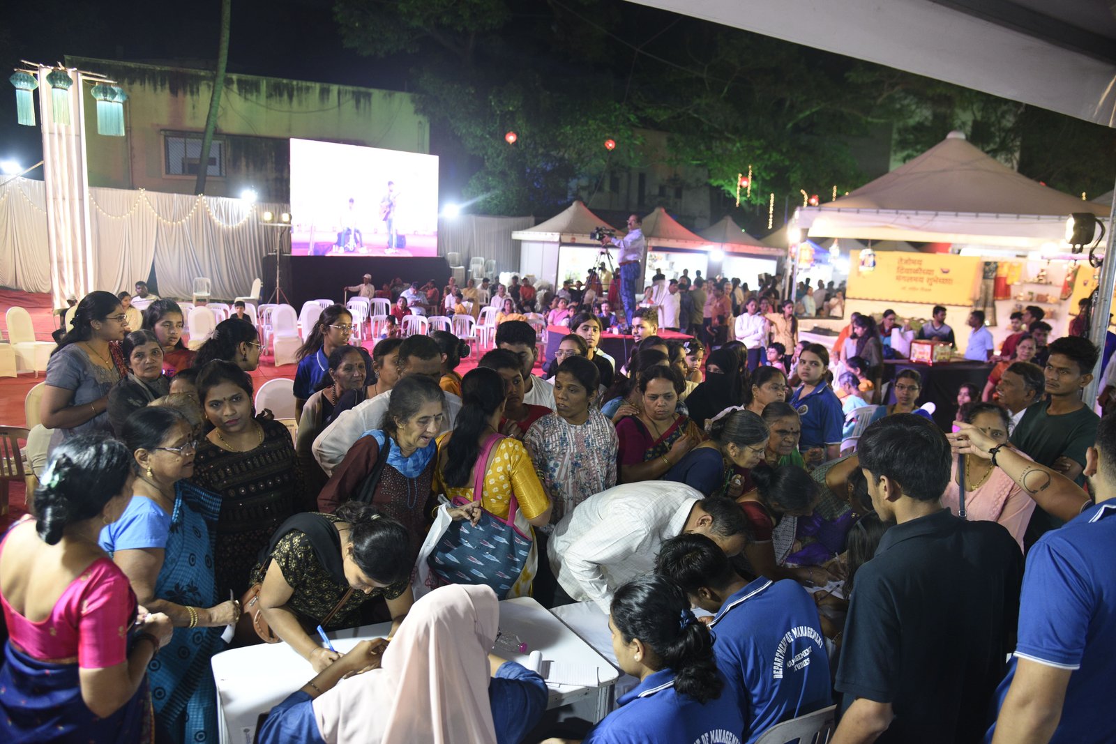 Swasta diwali Masta Diwali organised by Tilak Maharashtra Vidyapeeth
