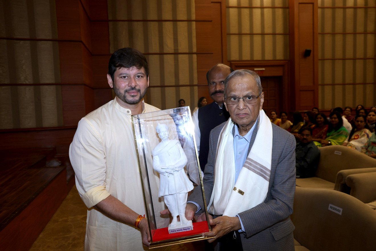 Rohit tilak With Narayan Murthi